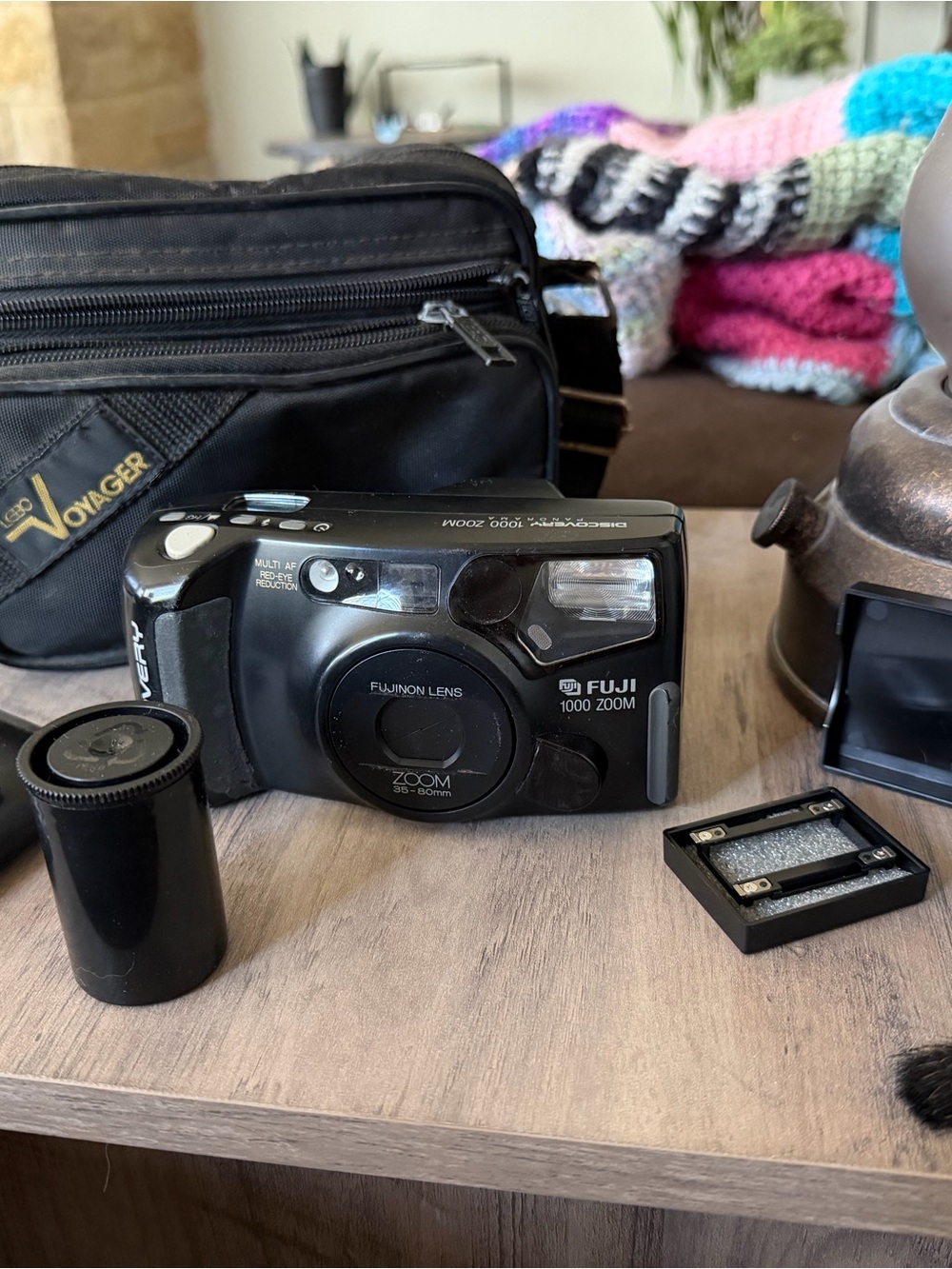 Fujifilm 1000 Zoom Compact Film Camera in Black